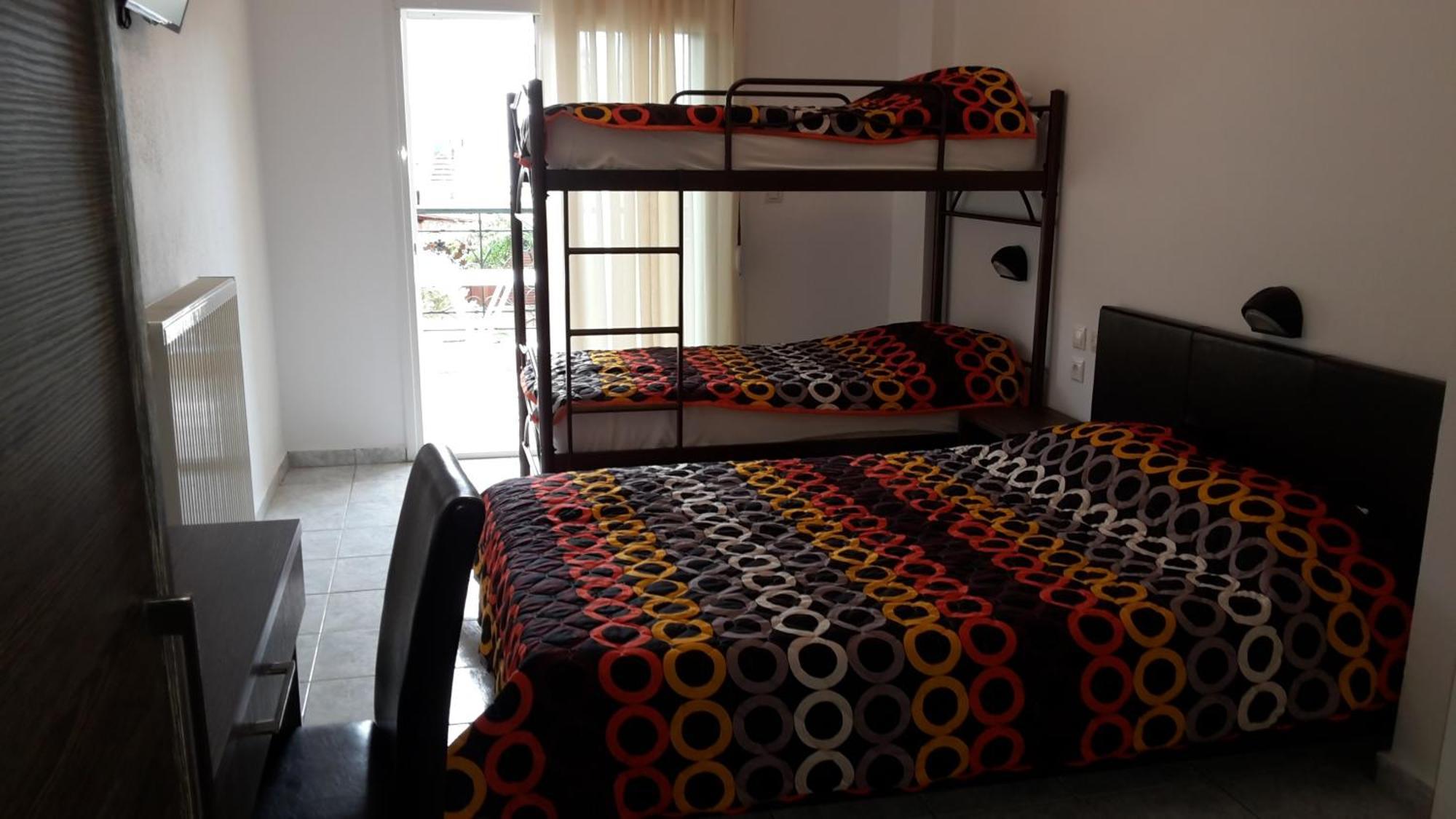 Vicky Rooms Paralia Dionysiou Quarto foto