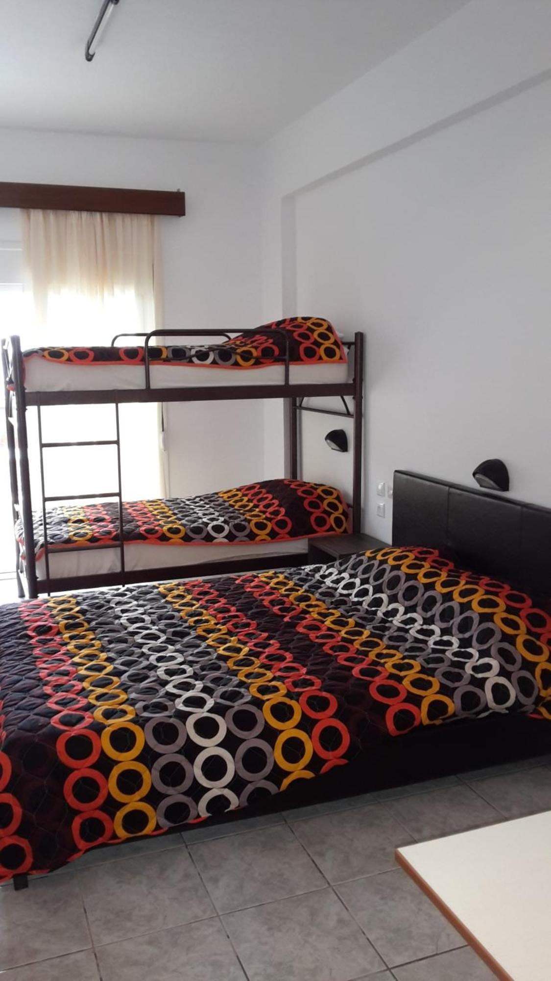 Vicky Rooms Paralia Dionysiou Quarto foto