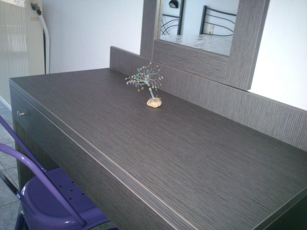Vicky Rooms Paralia Dionysiou Quarto foto