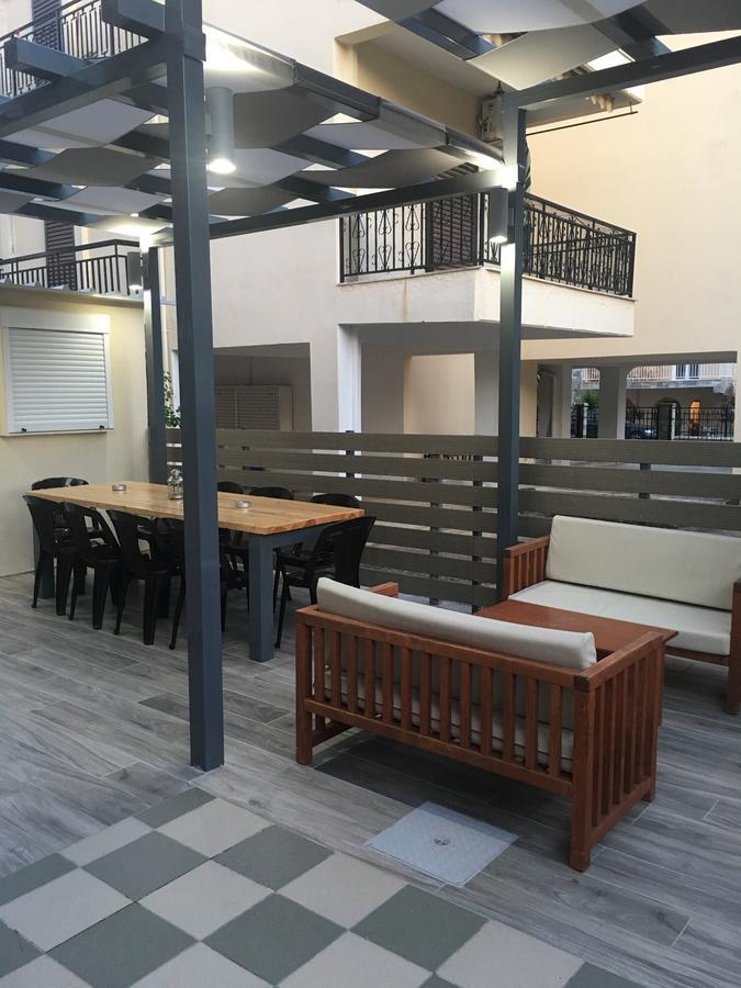 Vicky Rooms Paralia Dionysiou Exterior foto