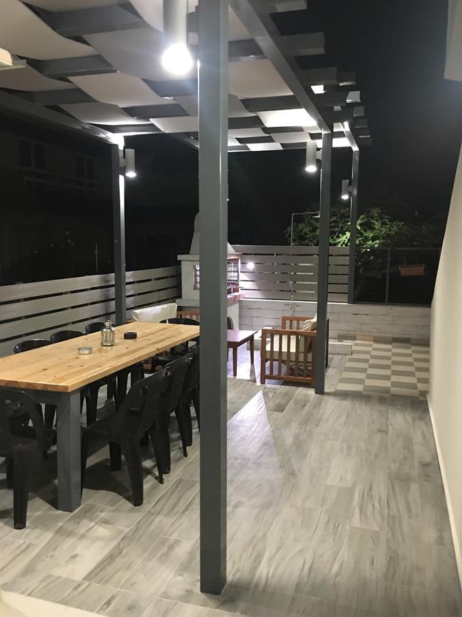 Vicky Rooms Paralia Dionysiou Exterior foto
