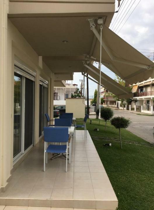 Vicky Rooms Paralia Dionysiou Exterior foto